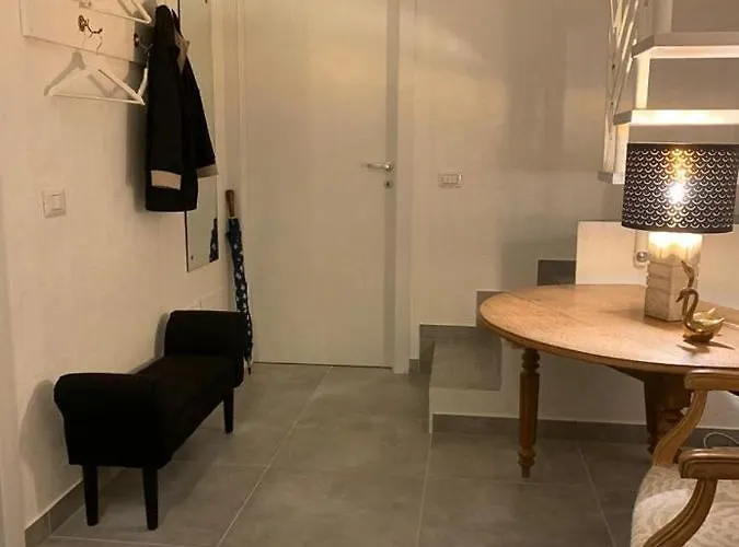 Stairway To Heaven - By Lovecomo Дом отдыха